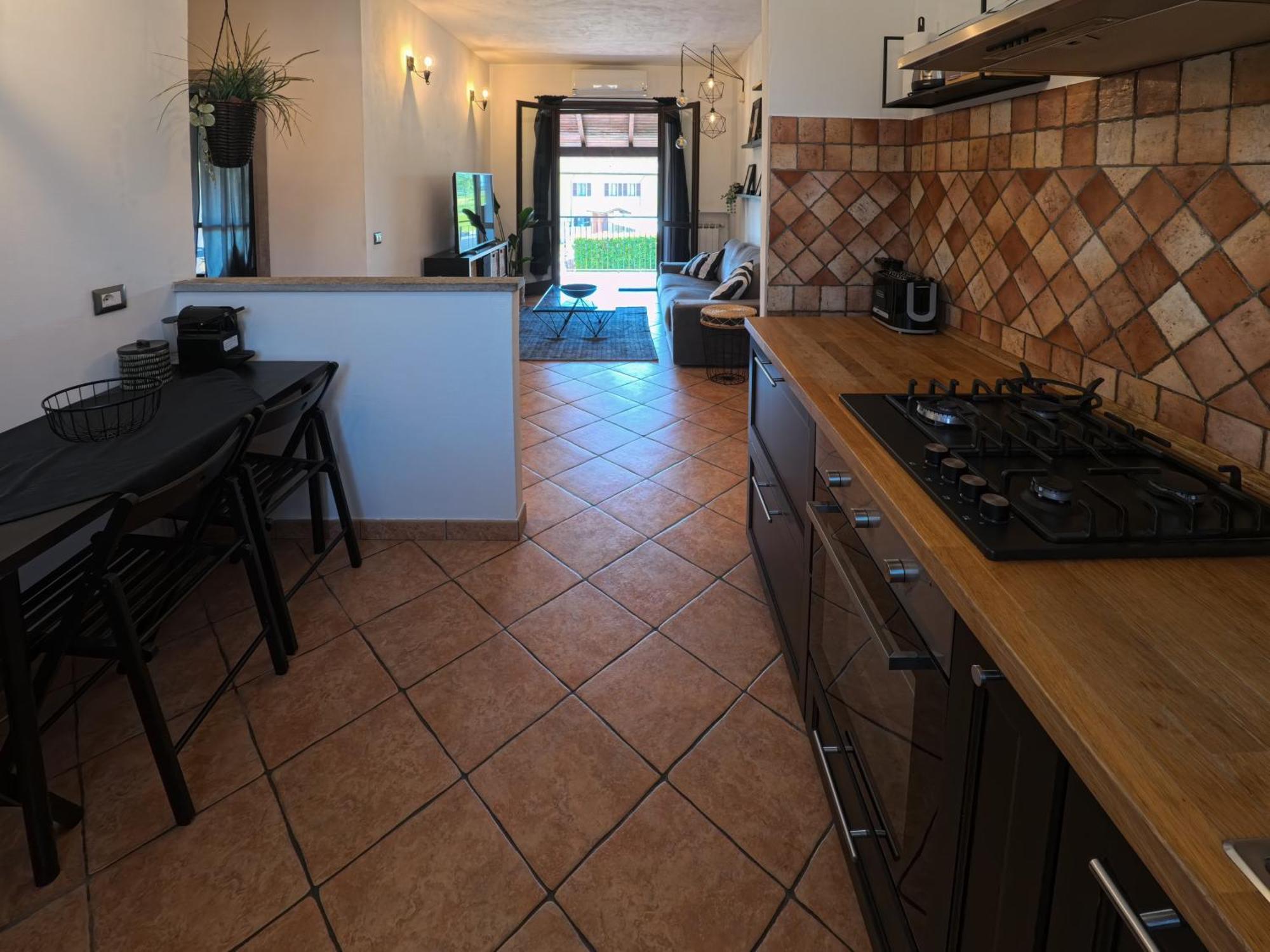 Con Terrazzo E Cortile Privato 200m2 Pet Friendly Villa
